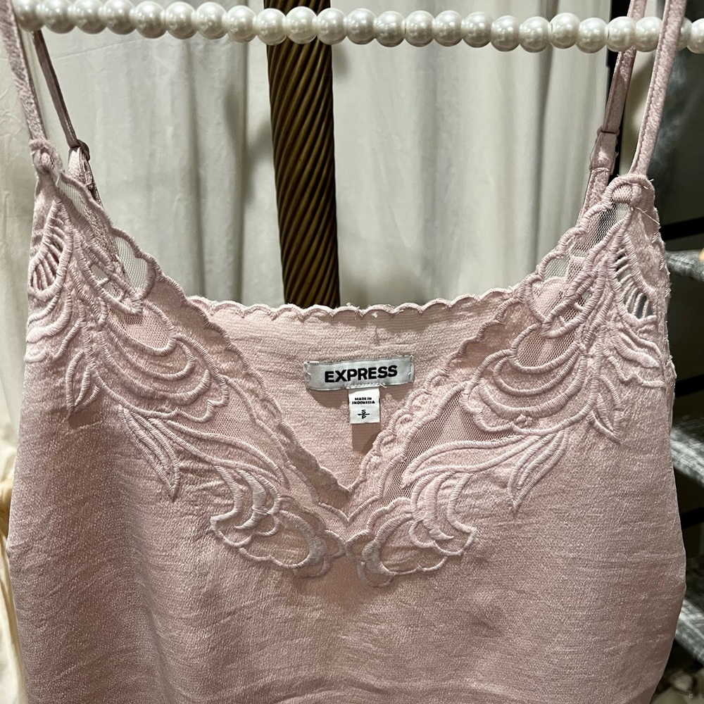 Express tank top